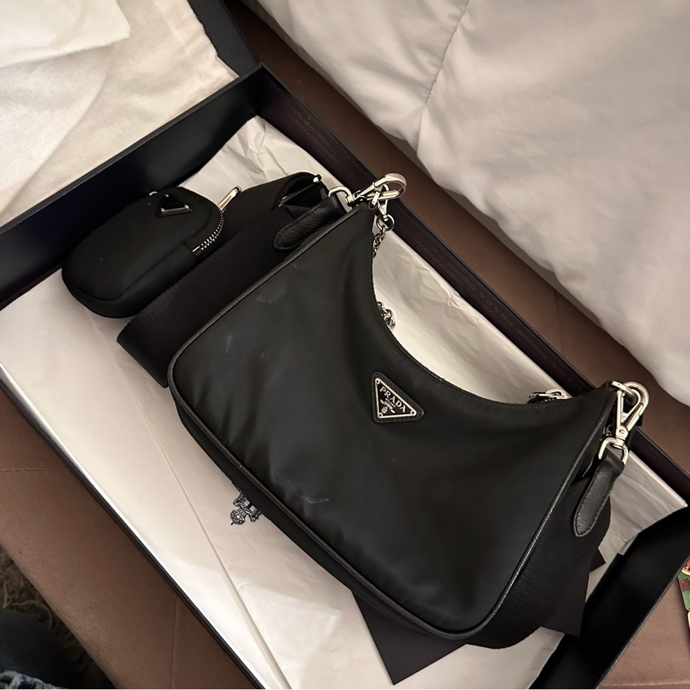 PRADA re edition bag